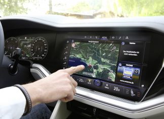 Por qué los coches -como tu teléfono- deben estar siempre actualizados volkswagen conectado mediante un sistema multimedia