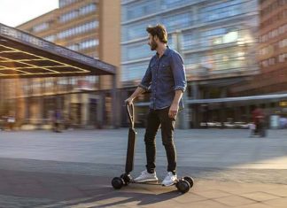 Audi e-tron Scooter: Un patinete eléctrico de lujo Audi e-tron Scooter lateral