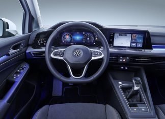 Vídeo: VW Golf 8, ¿está la gente preparada para su tecnología? Imagen del salpicadero del nuevo VW Golf 8.