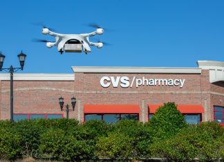 Así trabaja el primer dron mensajero de UPS Imagen del Dron de UPS en vuelo