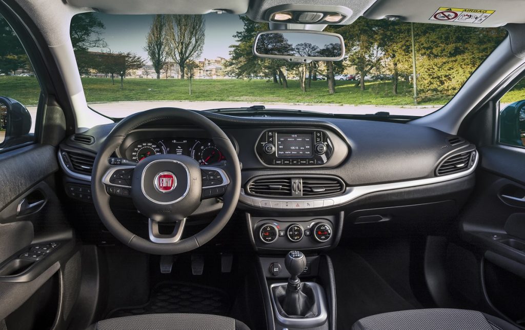 Imagen interior de un Fiat Tipo More