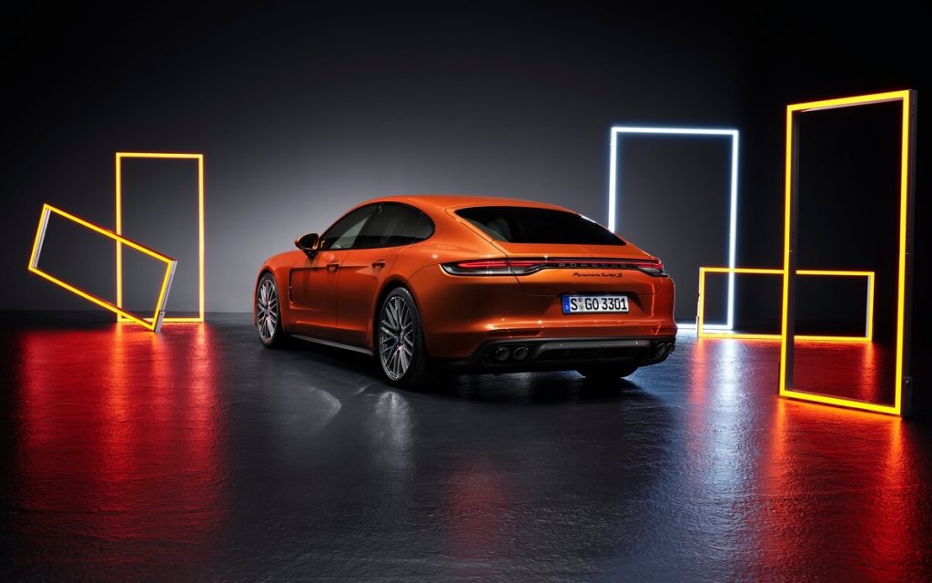 Imagen posterior del Porsche Panamera 2020
