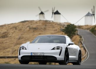 Primera actualización del Taycan: ¿qué ha corregido? Imagen frontal del Porsche Taycan