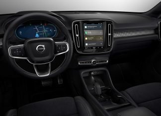 Volvo no quiere que te despistes al volante Interior del Volvo XC40 Recharge P8