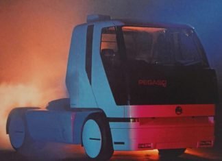 Concepts con Historia: Pegaso Solo 500 Imagen frontal del Pegaso Solo 500