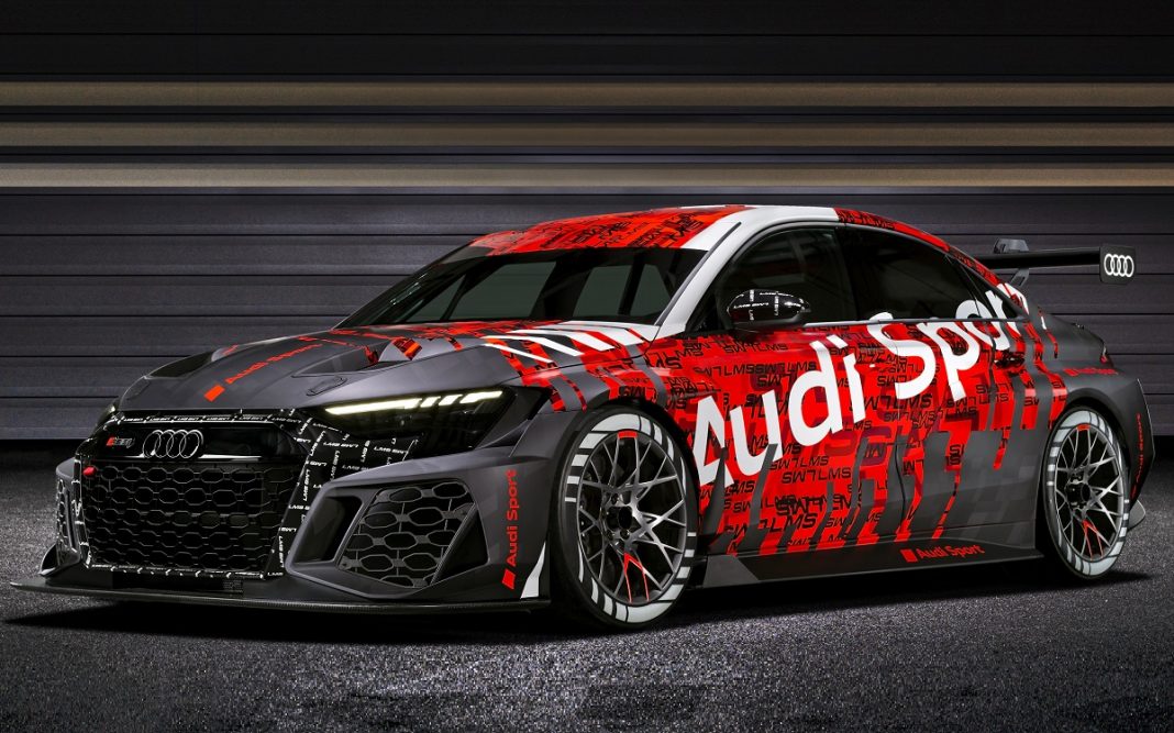 Imagen tres cuartos delantero del Audi RS 3 LMS (2021)