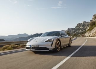 Cross Turismo: El Porsche Taycan también se vuelve SUV Imagen frontal del Porsche Taycan Cross Turismo