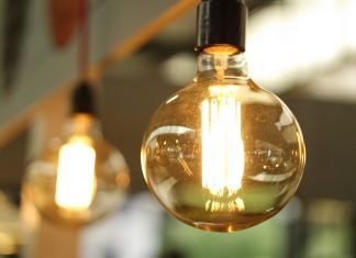 ¿Son los coches eléctricos la clave para abaratar tu factura de luz? Almacenamiento de electricidad