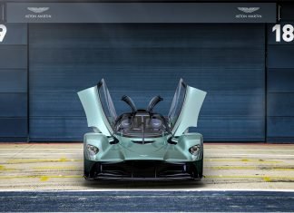 Aston Martin Valkyrie Spider: un F1 ‘para compartir’ Imagen frontal del Aston Martin Valkyrie Spider