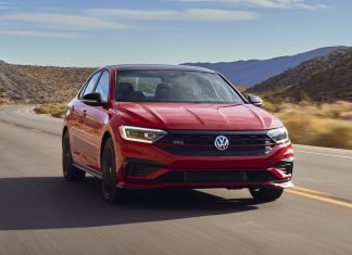 Tecnología por el mundo: VW Jetta GLI Imagen en carretera de un VW Jetta GLI