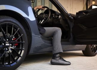 Lo próximo que podrás ‘conducir’ de Mazda son estas zapatillas Imagen zapatos de Mazda