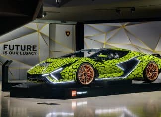 Así es el Lamborghini hecho con 400.000 piezas… de Lego Imagen de un Lamborghini fabricado con piezas hackercar
