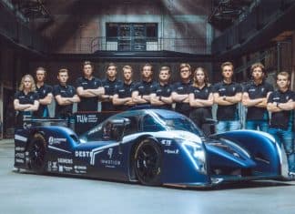 InMotion: Cómo revolucionar la carrera más larga del mundo… con unas baterías Revolution LMP3 tres cuartos frontal InMotion