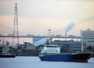 Así le pudo afectar a Toyota el ciberataque contra el puerto de Nagoya Puerto Nagoya barco