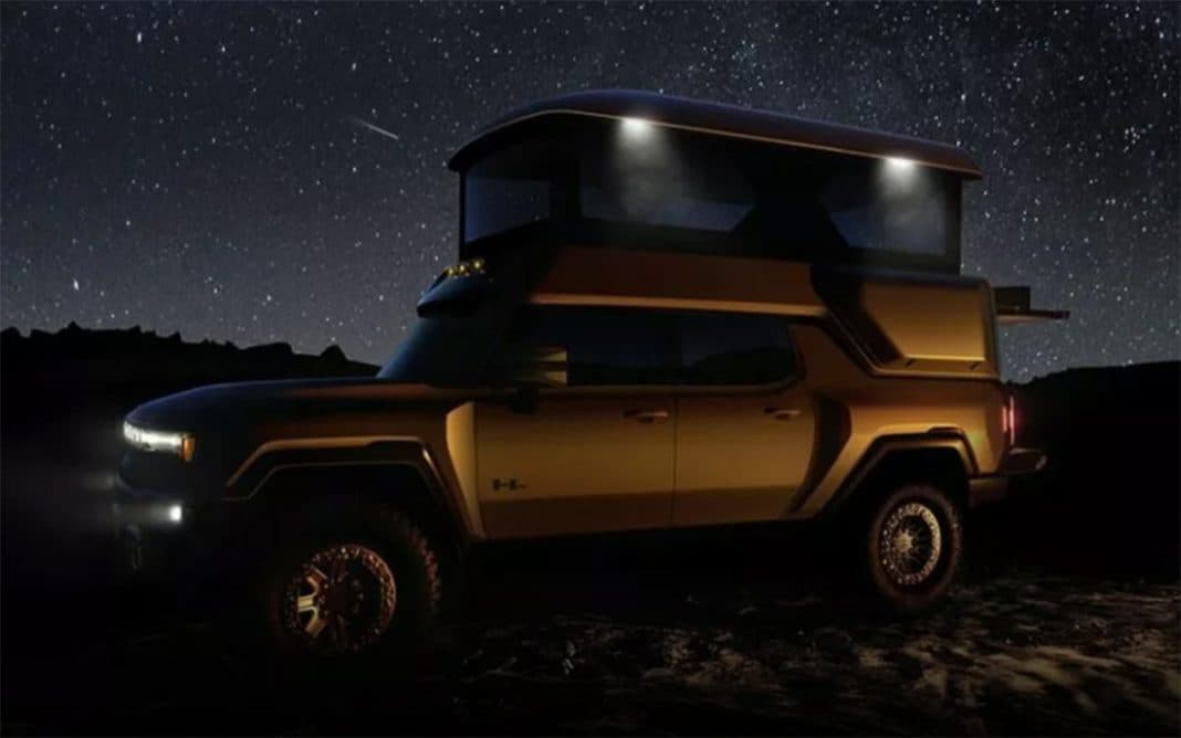 GMC Hummer EV módulo Earthcruiser tres cuartos frontal recreación