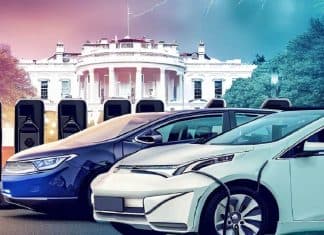 EE.UU. ultima una guía con directrices de ciberseguridad para puntos de carga de coches eléctricos Imagen de vehículos eléctricos frente a la Casa Blanca