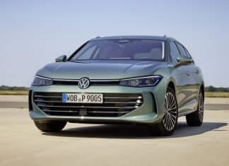 VW Passat: La marca sigue confiando en una berlina familiar y en los motores diésel Imagen nuevo VW Passat tres cuartos delantero