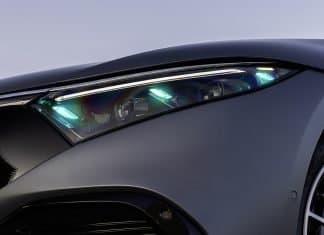Estas luces dan a Mercedes “licencia para distraer” Mercedes EQS detalle faro frontal luces Drive Pilot