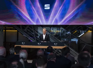 ¿Afectará la normativa de ciberseguridad al calendario de novedades de Seat y Cupra? Imagen de la rueda de prensa de Seat Cupra resultados 2023