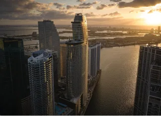 Aston Martin ahora también cuenta con… un edificio residencial en Miami Edificio de Aston Martin en Miami