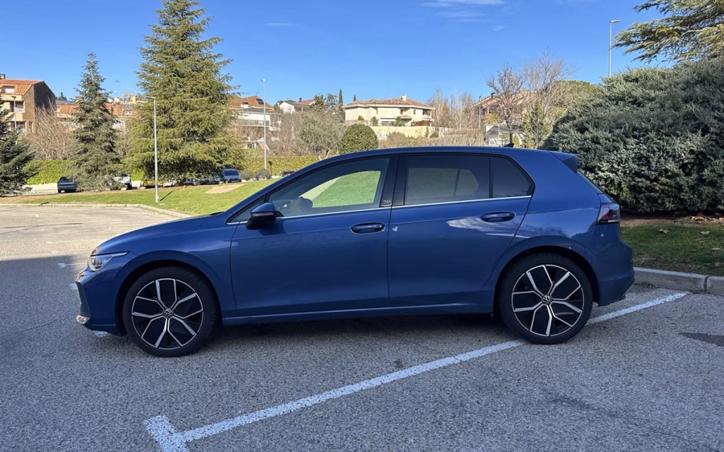 Imágenes exteriores VW Golf 8.5
