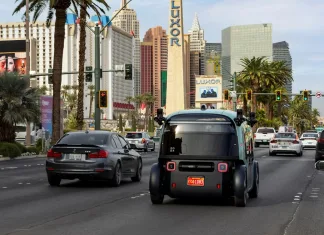 Ni un gigante como Amazon es perfecto: Retiran su vehículo de conducción autónoma por padecer este grave fallo Imagen de un modelo de Zoox en Las Vegas