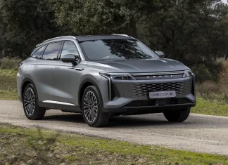 Omoda 9 SHS: Cómo tener la potencia de un Porsche… al precio de un VW Golf Imagen tres cuartos delantero Omoda 9 SHS