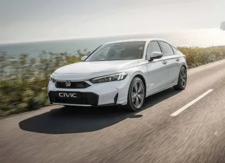 Honda presenta el Civic 2026, con mejoras… pero sin subir el precio Imagen Honda Civic 2026 tres cuartos delantero