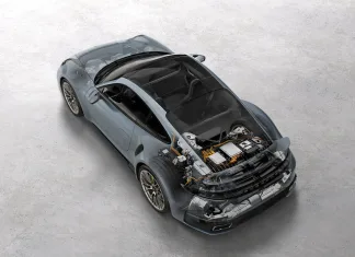El Porsche 911 ‘se rinde’… y dice hola a la electrificación en la versión Turbo S Imagen detalles técnicos nuevo Porsche 911 Turbo S 2026