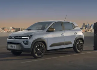 Casi el doble de potencia, muchas mejoras y el mismo precio: así cambia el Dacia Spring 2026 Imagen tres cuartos delantero Nuevo Dacia Spring