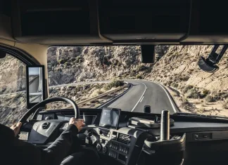Cómo esta tecnología ‘que no te quita ojo’ puede salvar la vida a muchos camioneros