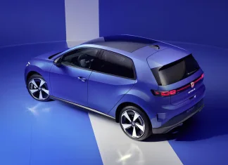 ¿Por qué no se ha cumplido la promesa de VW sobre el precio de su ID.Polo? imagen nuevo VW ID-Polo tres cuartos trasero