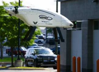 ¡El futuro ha llegado! En este concesionario te envían piezas… con un dron Foto: Concesionario Jack Demmer Auto
